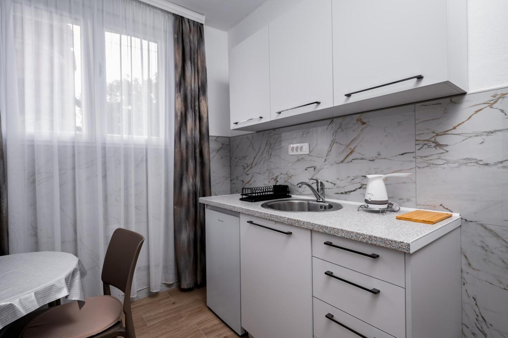 Apartmani Kaan Podgorica Exterior foto